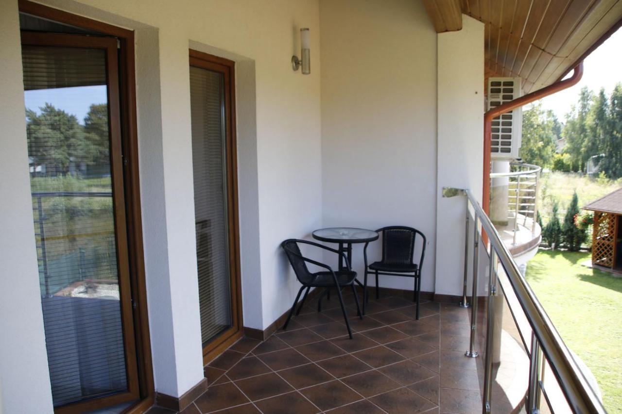 Willa Laura Rowy - Apartamenty Nad Morzem Exterior photo